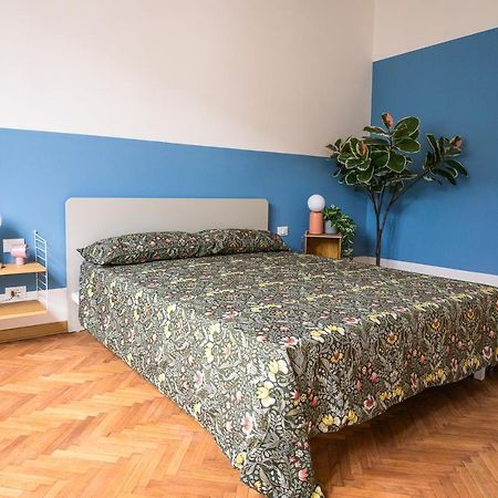 700MstazionecentraleAmpio Trilocale Con 2Balconi Trieste Esterno foto
